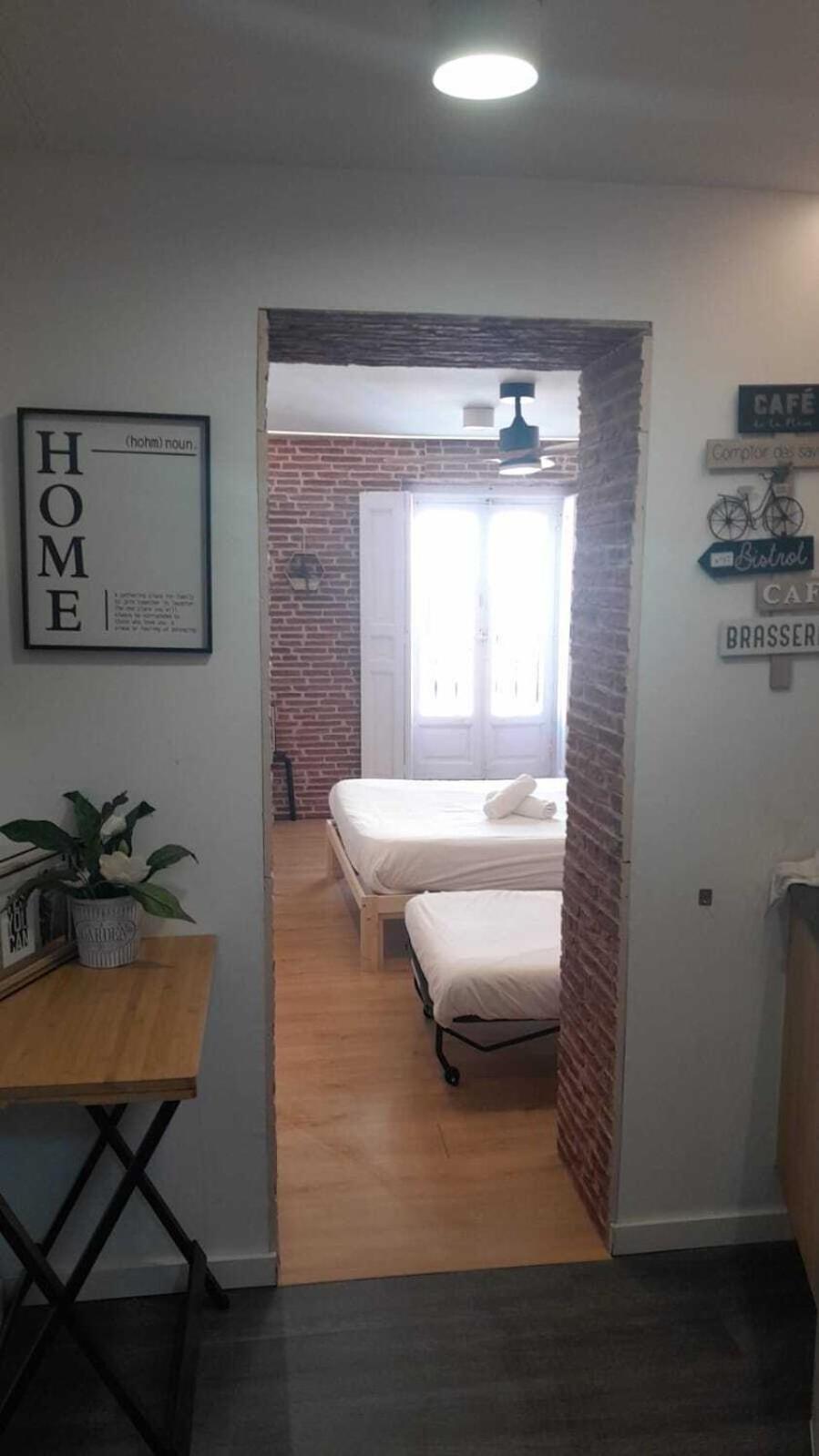 Apartamentos Preciados Madrid Kamer foto