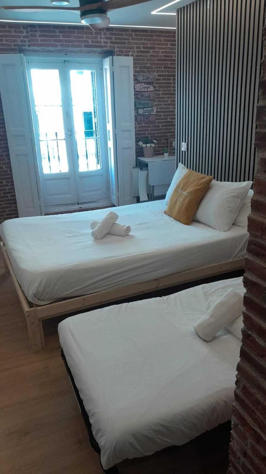 Apartamentos Preciados Madrid Kamer foto